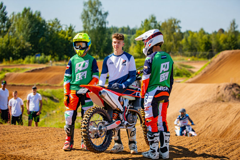 7828fa64ef8711aa41515d9b44654f19