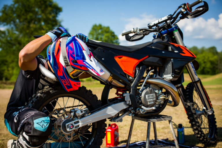 97045d65a3afaabe0a8cf9acd253e099